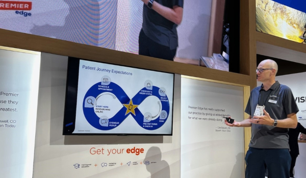 Shawn Barker giving presentation at VEW