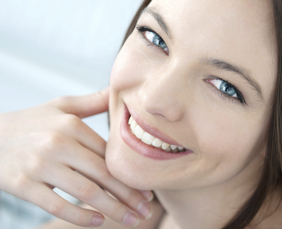young lady without glasses