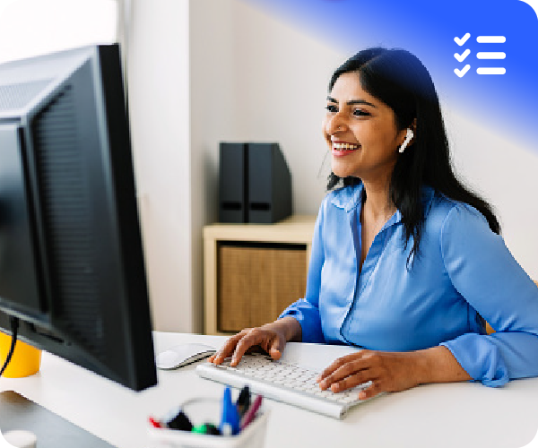 Staff using Eyefinity Encompass Practice Management capabilities