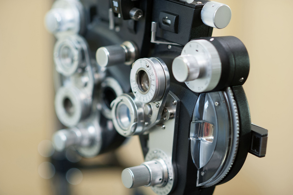 eye refractor
